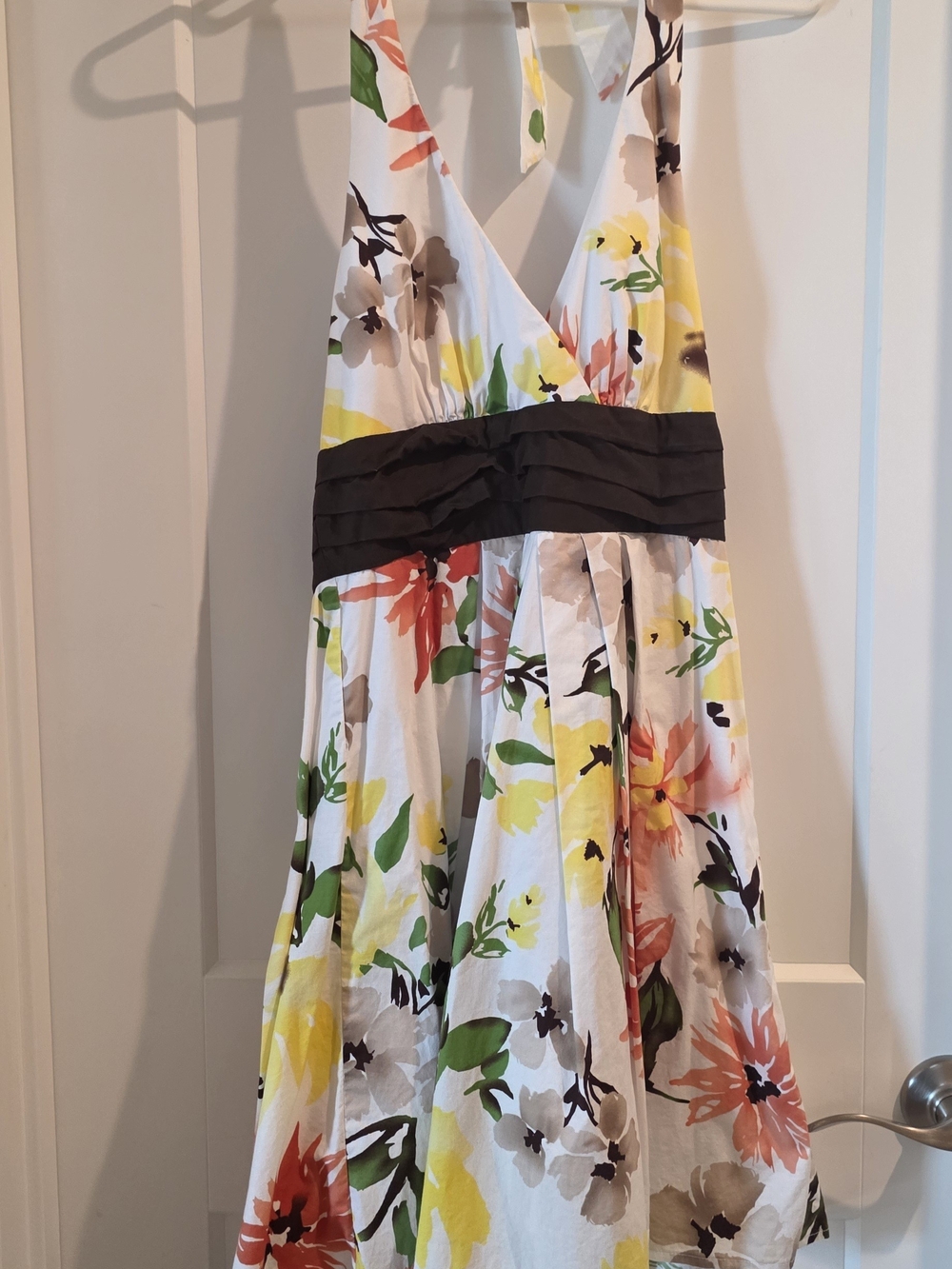 A. Byer White Halter Lined Floral Dress with Brown Waistband Size 3